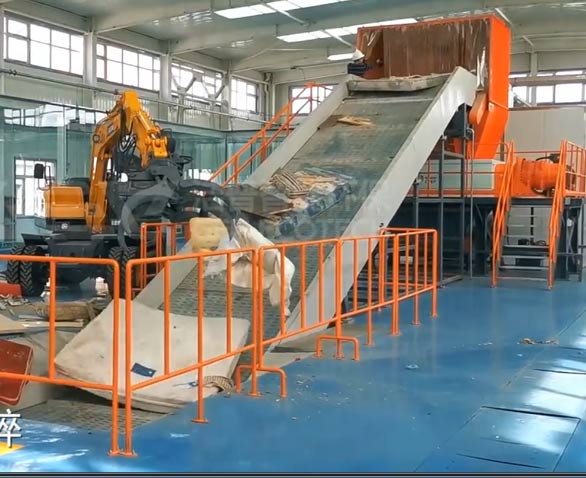 大件垃圾破碎處理生產線項目現(xiàn)場視頻